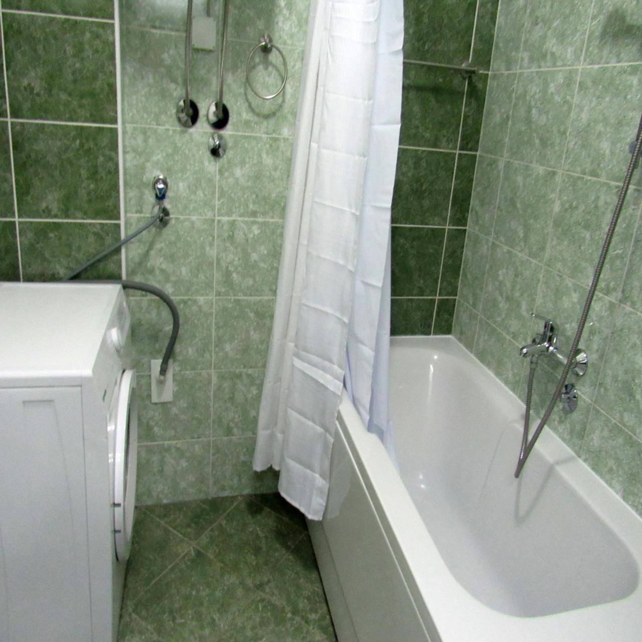 65 Square Meters Designer Apartment In Heart Of City - River View ! Park For Free Nis Bagian luar foto